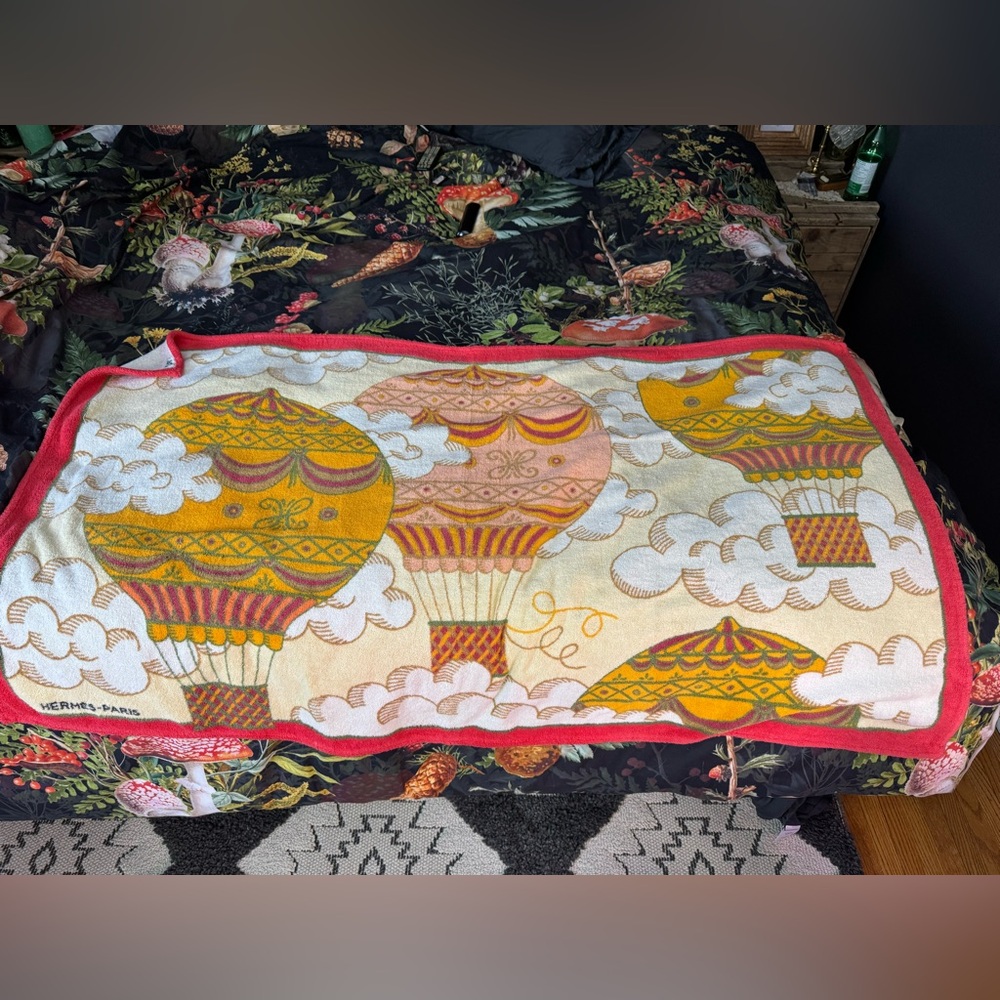 Vintage Hermès-Paris beach towel